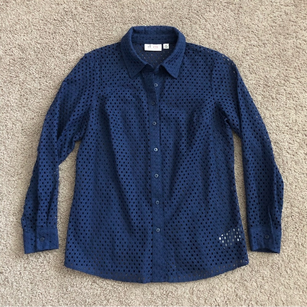 D&Co. Navy Blue Eyelet Lace Button Up Shirt Womens XS